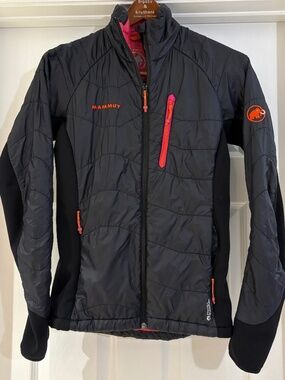 Mammut Eiger Extreme Biwak Light Polartec Alpha Jacket Women’s S Black and Pink